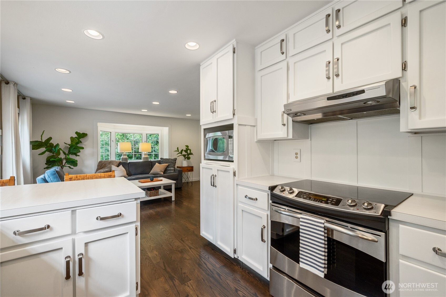 303 E Cedar Lane , Longview, WA 98632