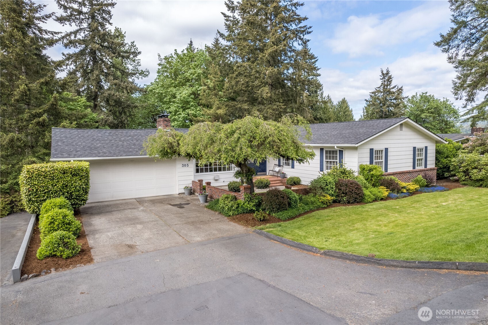 303 E Cedar Lane , Longview, WA 98632