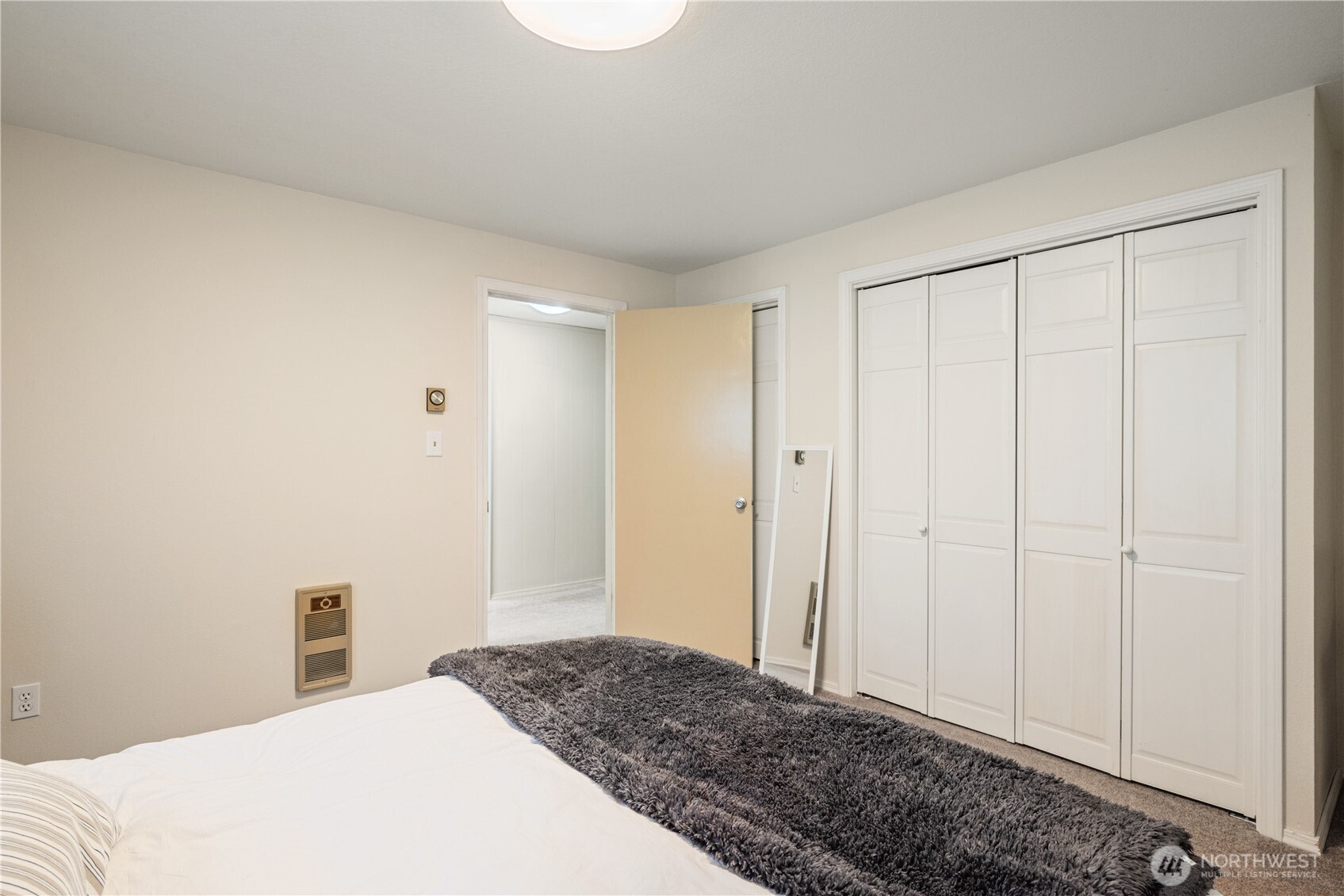 303 E Cedar Lane , Longview, WA 98632