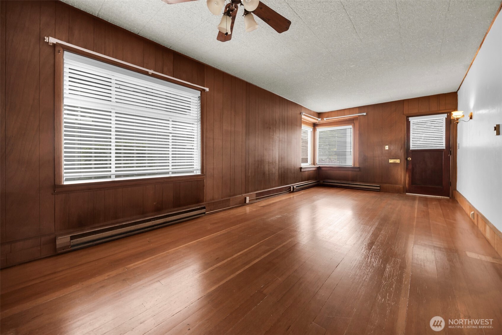 2712 S Norman Street , Seattle, WA 98144