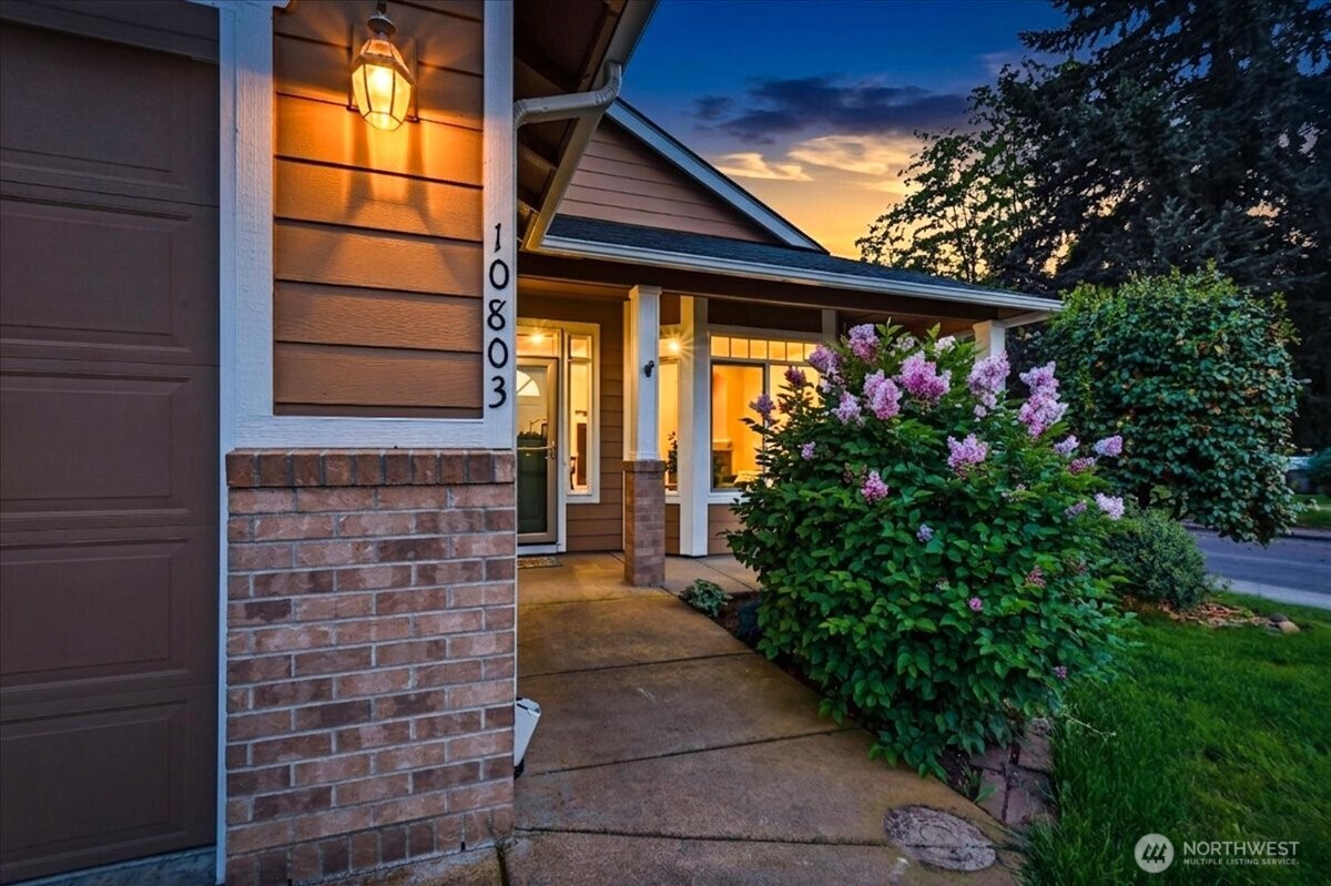10803 NE 103rd Street , Vancouver, WA 98662