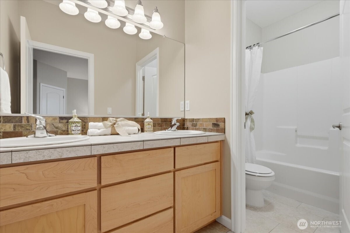 10803 NE 103rd Street , Vancouver, WA 98662