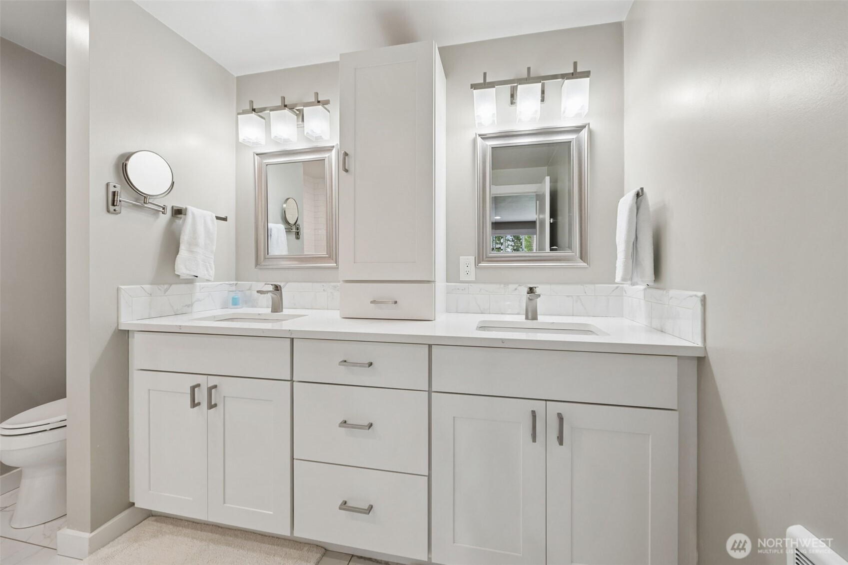 1210 E Mason Lake Drive S, Grapeview, WA 98546