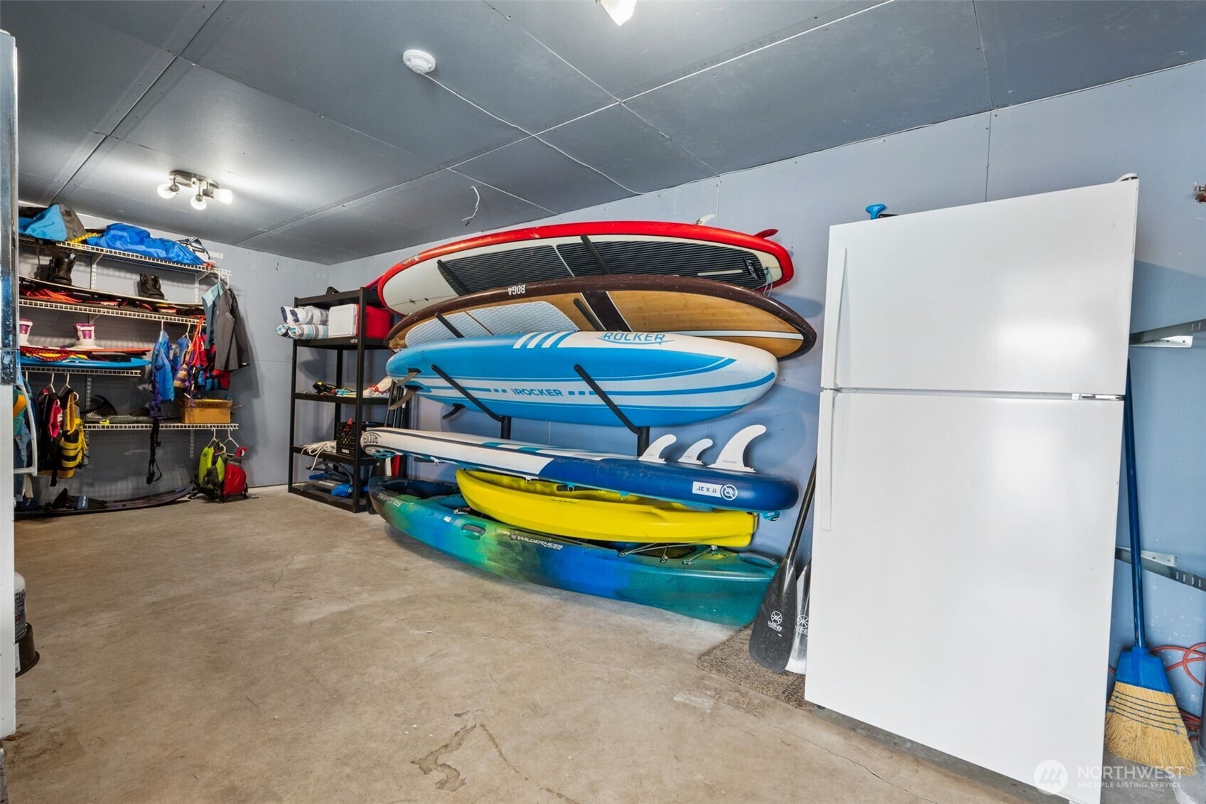 1210 E Mason Lake Drive S, Grapeview, WA 98546
