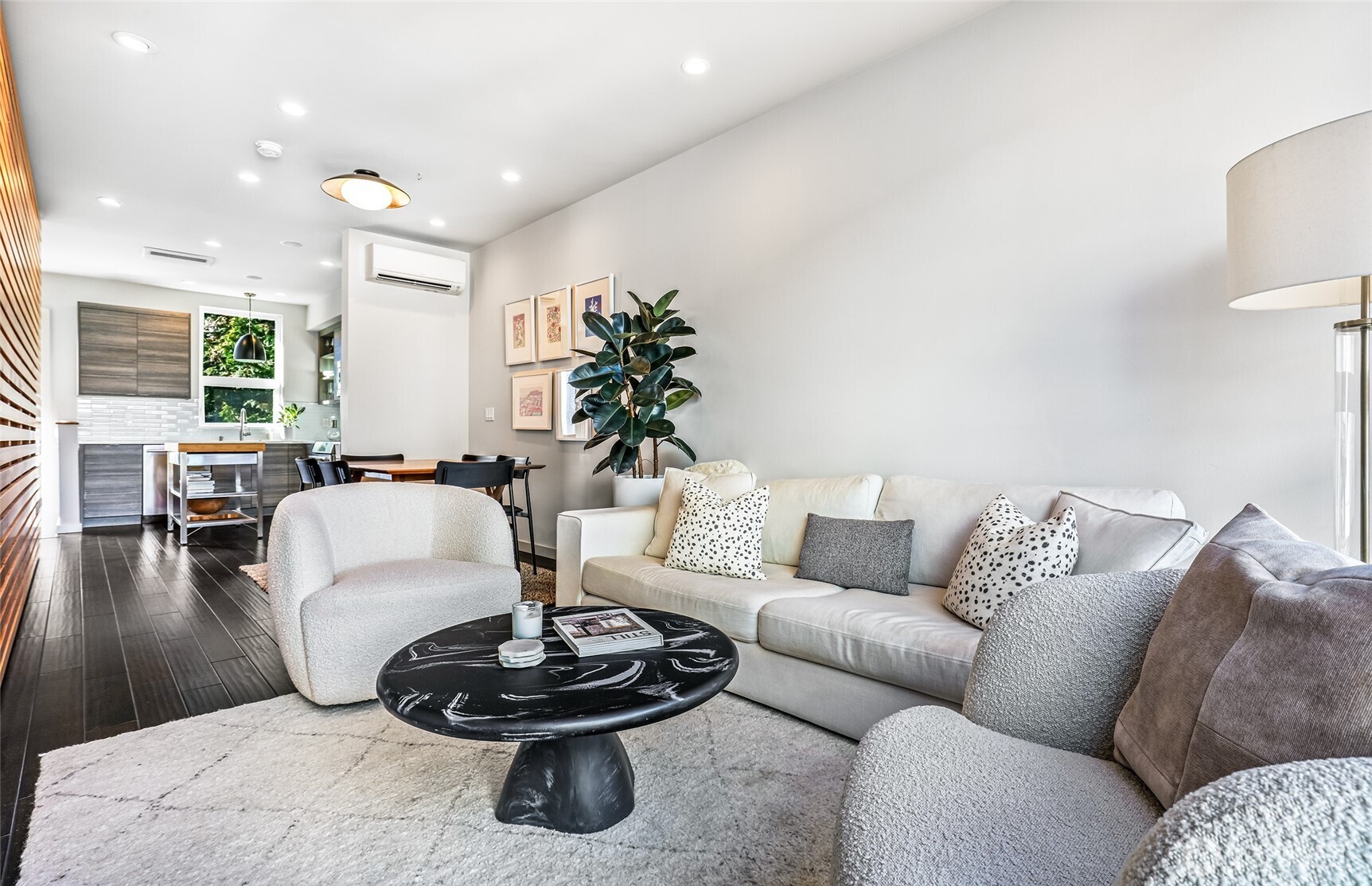 3220 Franklin Avenue E, Seattle, WA 98102