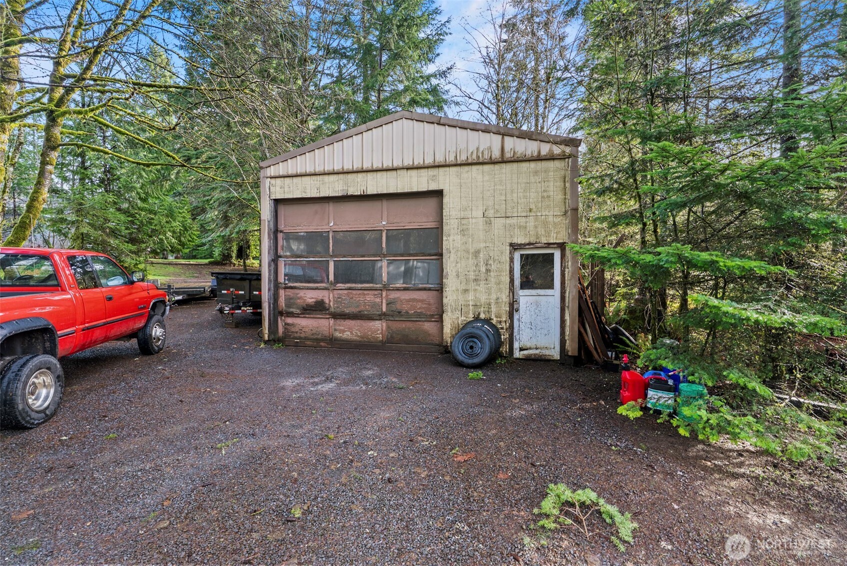 1337 South Silverlake Road , Castle Rock, WA 98611