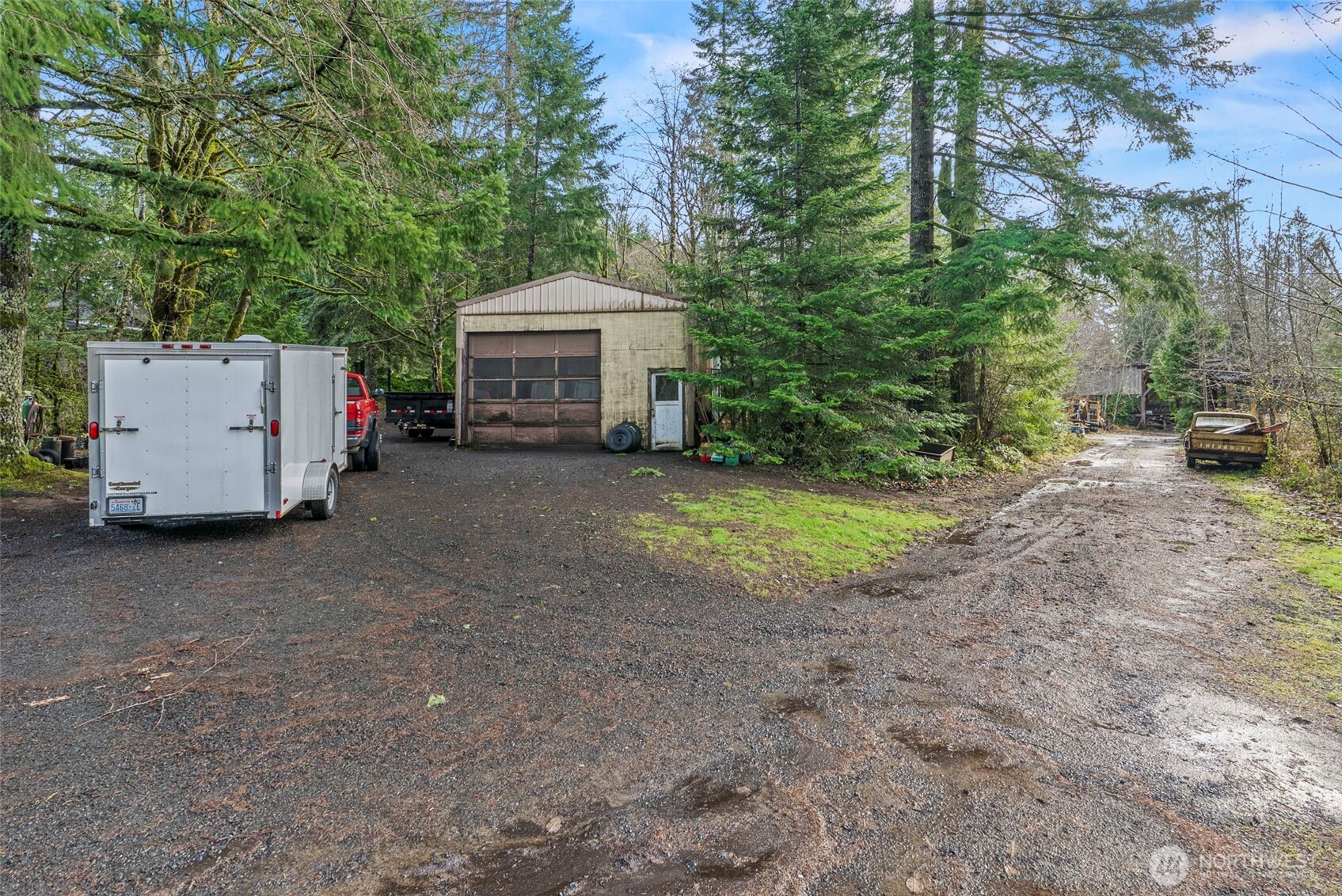 1337 South Silverlake Road , Castle Rock, WA 98611