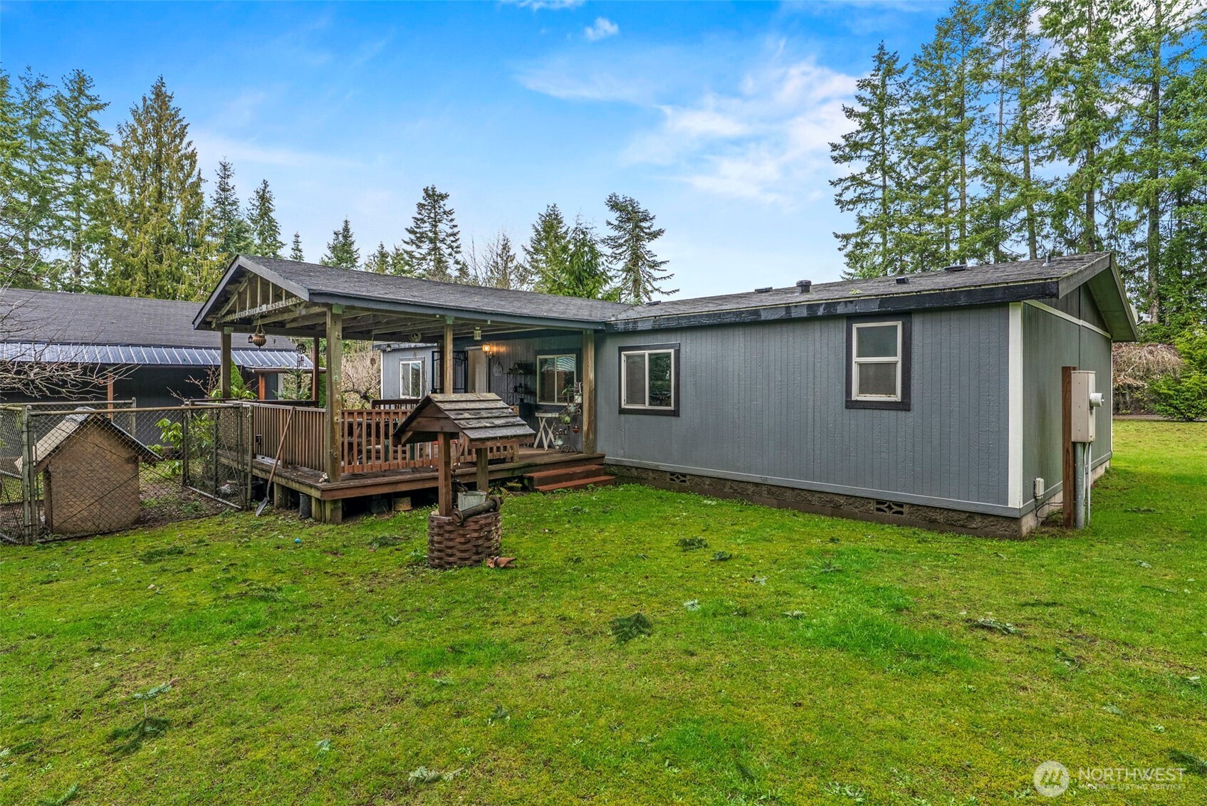 1337 South Silverlake Road , Castle Rock, WA 98611