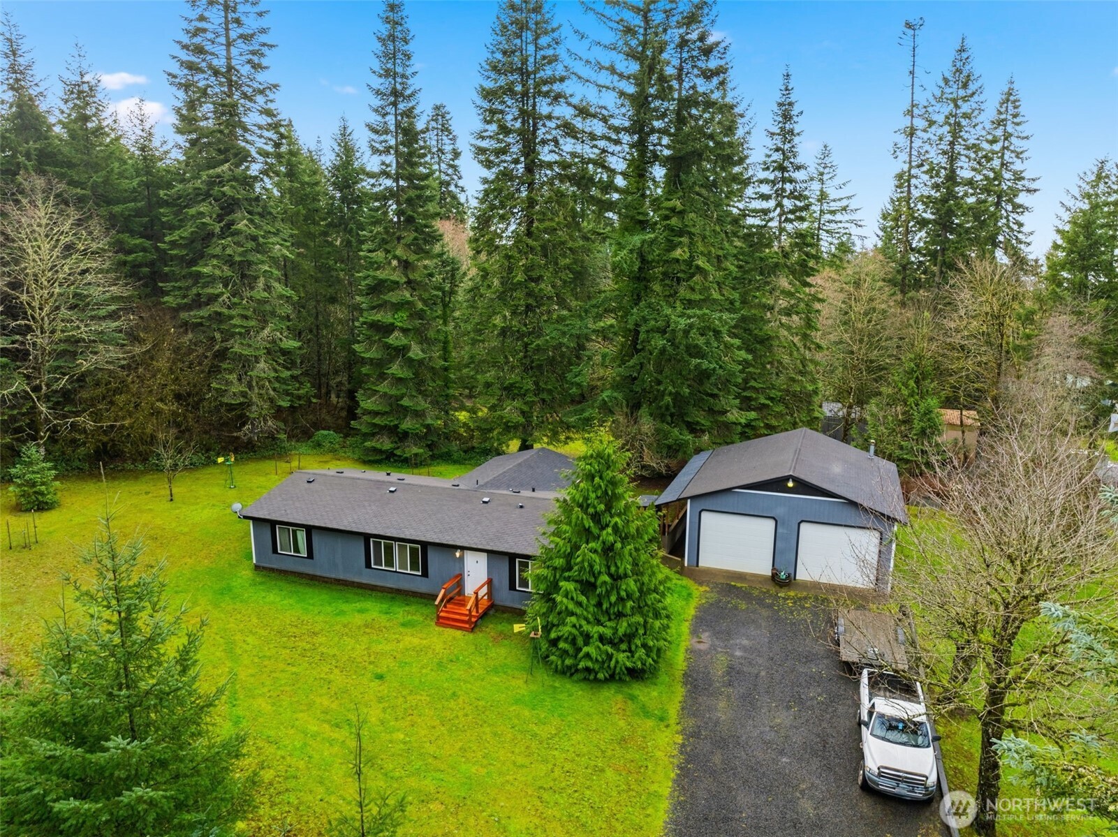 1337 South Silverlake Road , Castle Rock, WA 98611