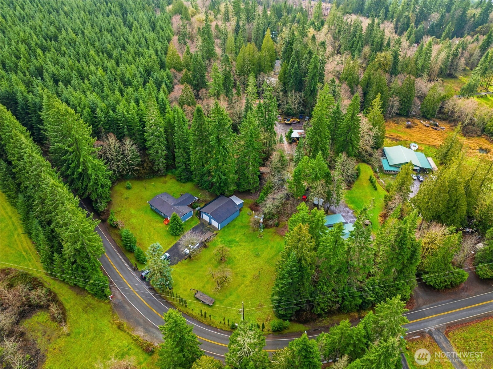 1337 South Silverlake Road , Castle Rock, WA 98611