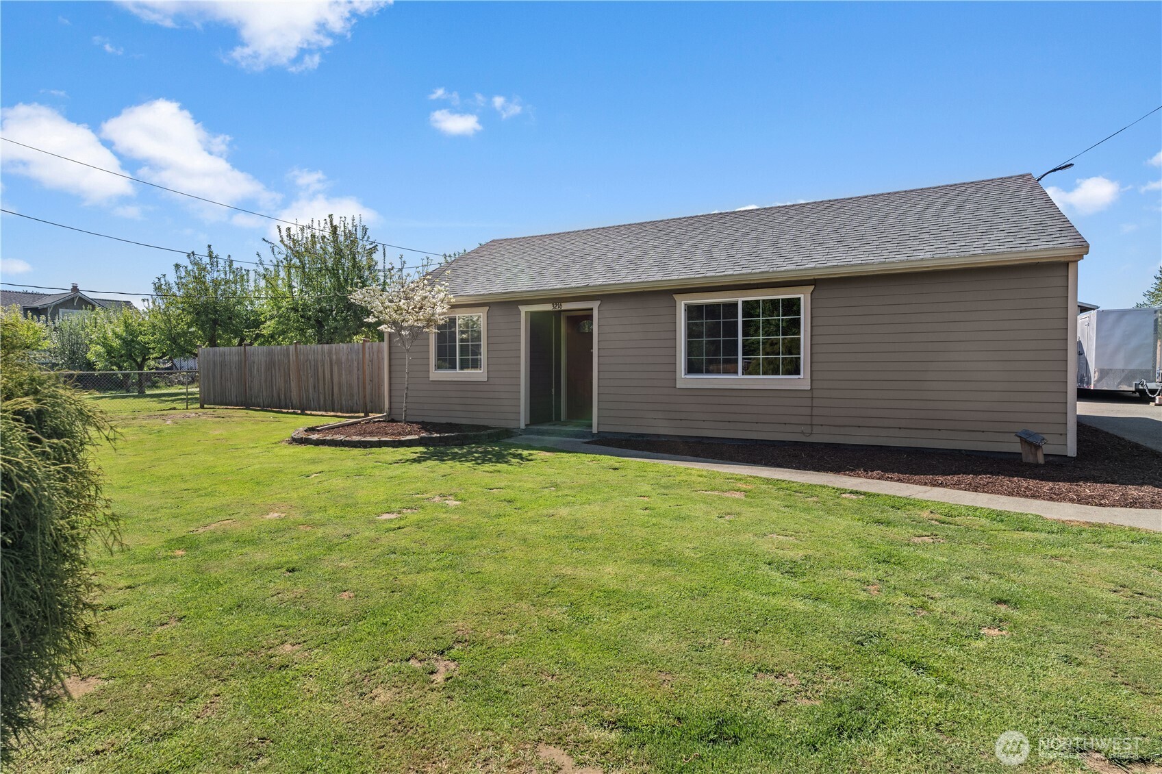 3216 92nd Street E, Tacoma, WA 98446