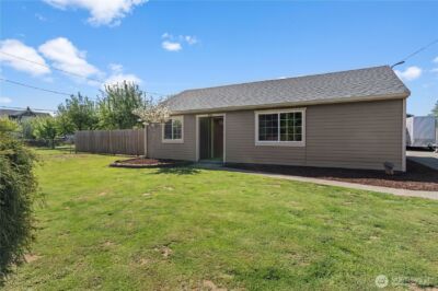 3216 92nd Street E, Tacoma, WA 98446 - Photo 2