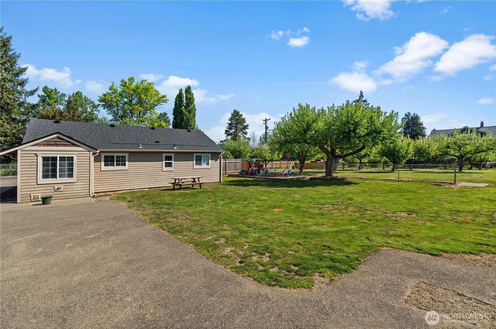 3216 92nd Street E, Tacoma, WA 98446