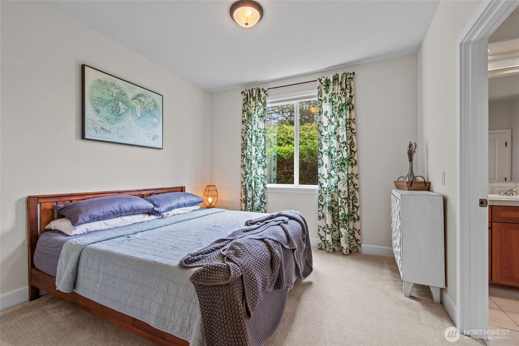 9306 Milburn Loop SE, Olympia, WA 98513