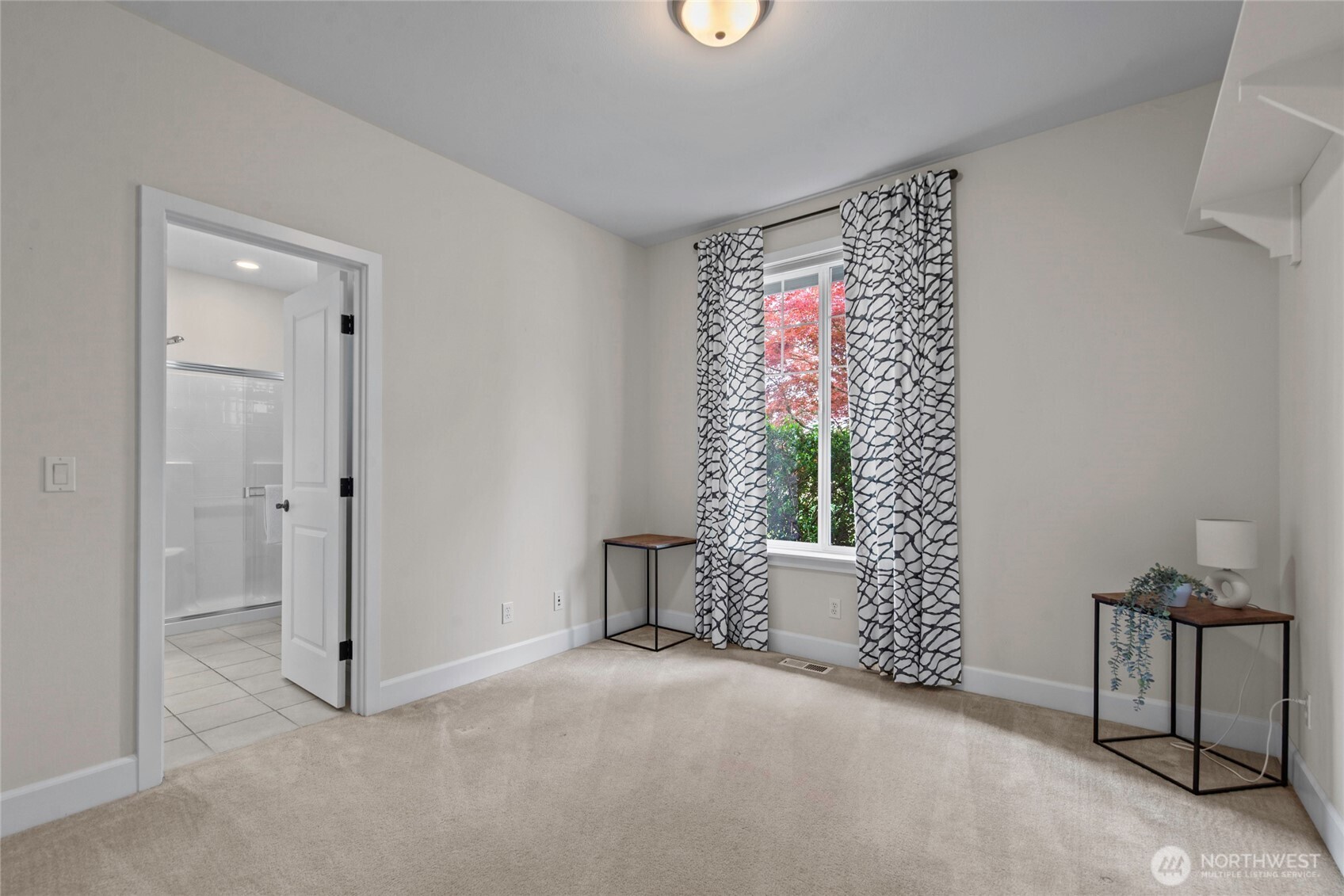9306 Milburn Loop SE, Olympia, WA 98513