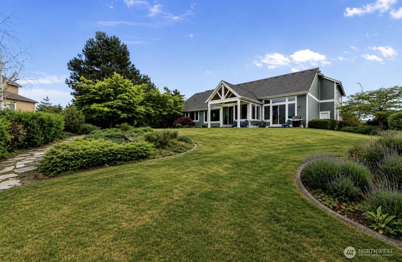 9306 Milburn Loop SE, Olympia, WA 98513