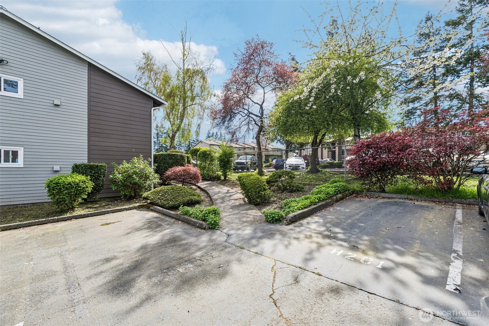 921 130th Street SW #H201, Everett, WA 98204