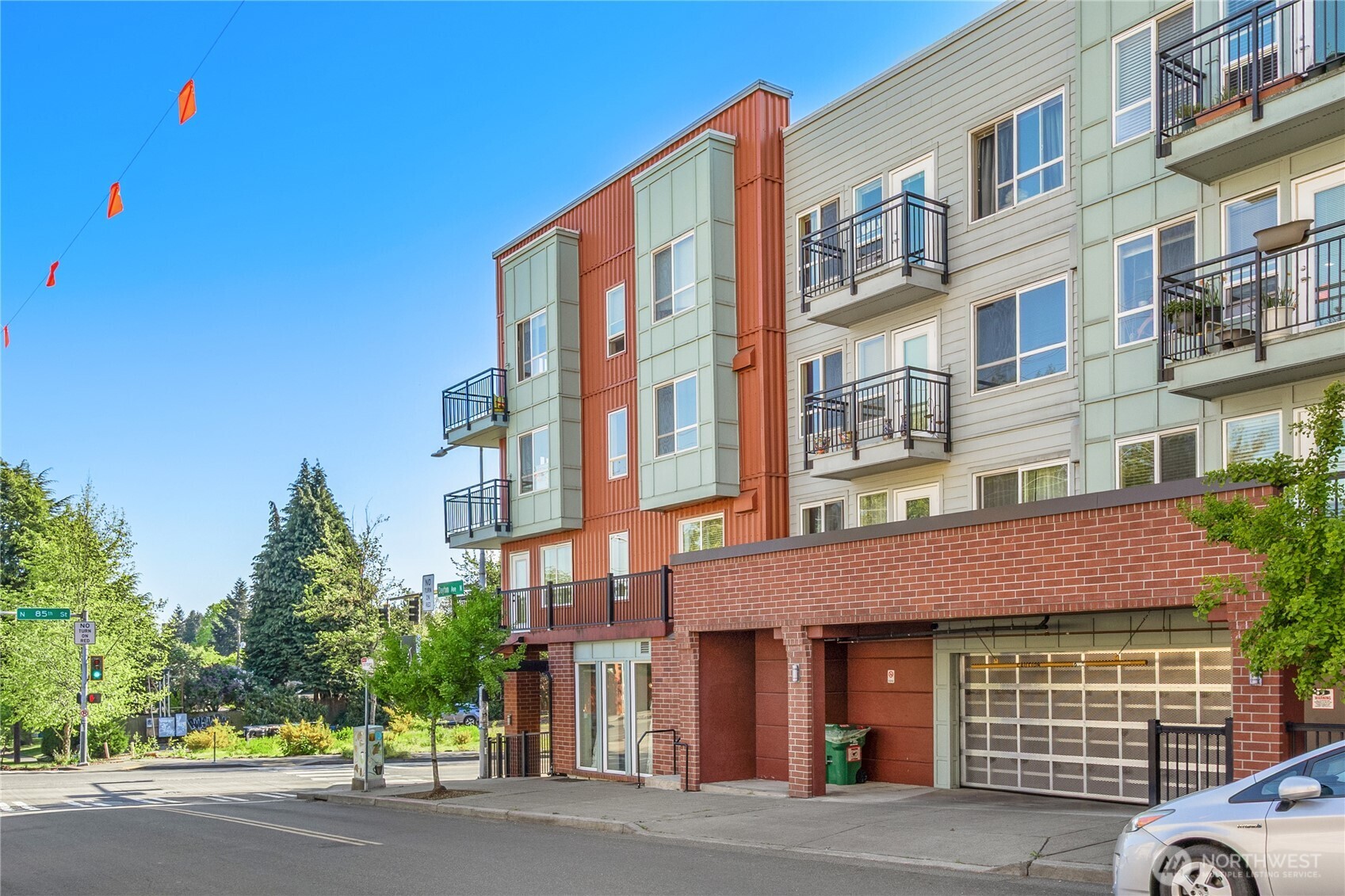 424 N 85th Street #404, Seattle, WA 98103