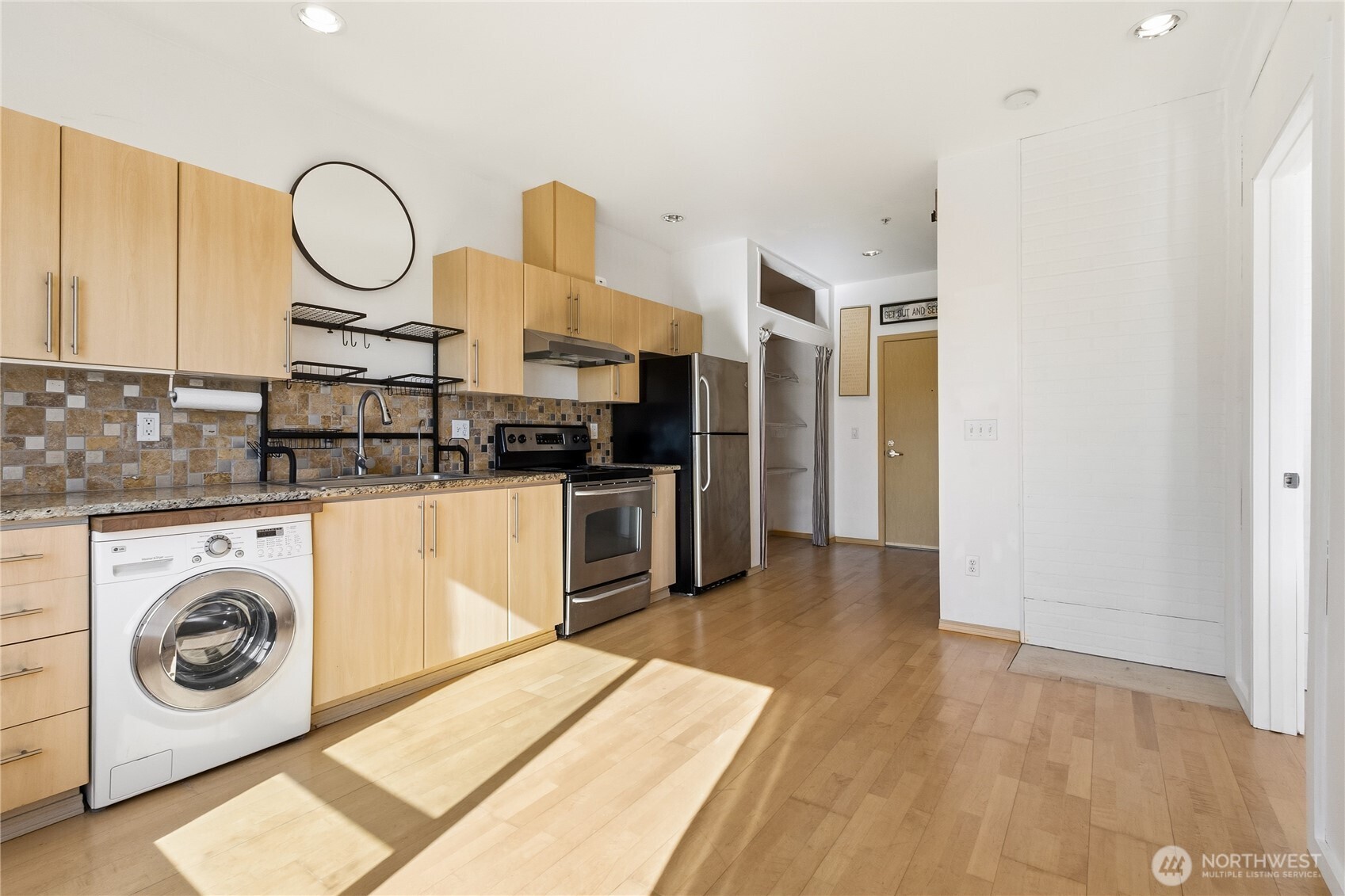 424 N 85th Street #404, Seattle, WA 98103