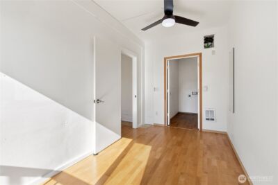 424 N 85th Street #404, Seattle, WA 98103 - Photo 17