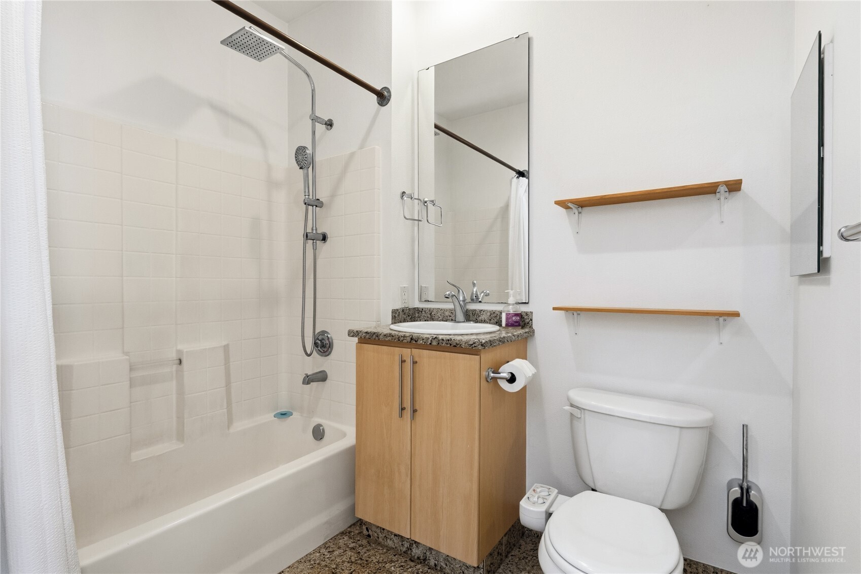 424 N 85th Street #404, Seattle, WA 98103