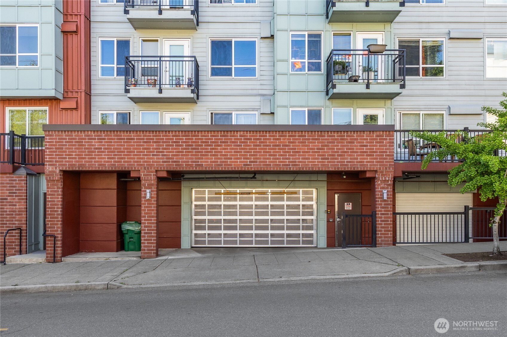 424 N 85th Street #404, Seattle, WA 98103