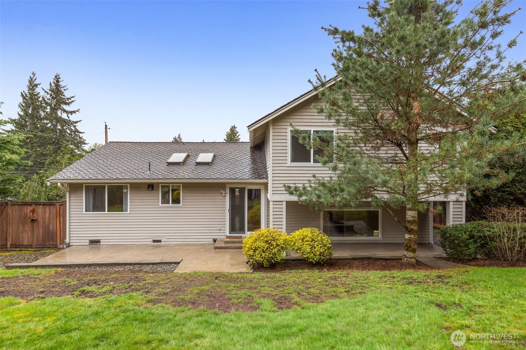 7918 115th Avenue SE, Newcastle, WA 98056