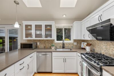 7918 115th Avenue SE, Newcastle, WA 98056 - Photo 10