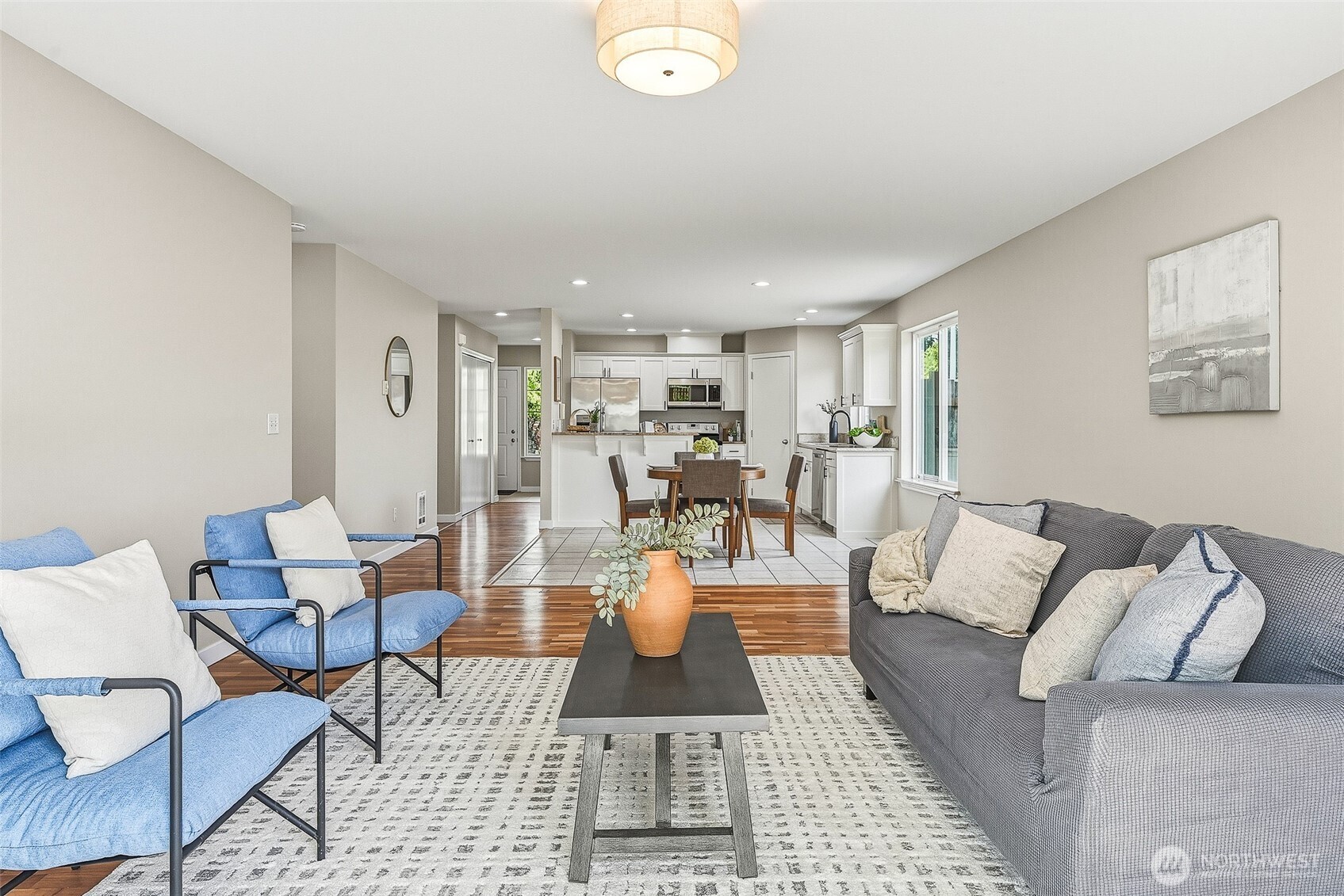 134 5th Avenue SE, Pacific, WA 98047