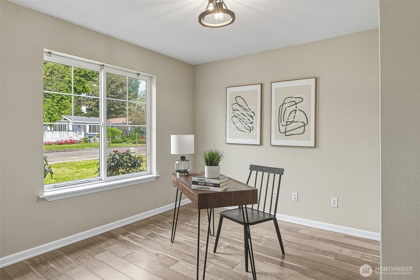 134 5th Avenue SE, Pacific, WA 98047