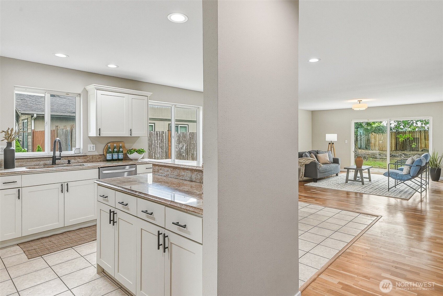 134 5th Avenue SE, Pacific, WA 98047