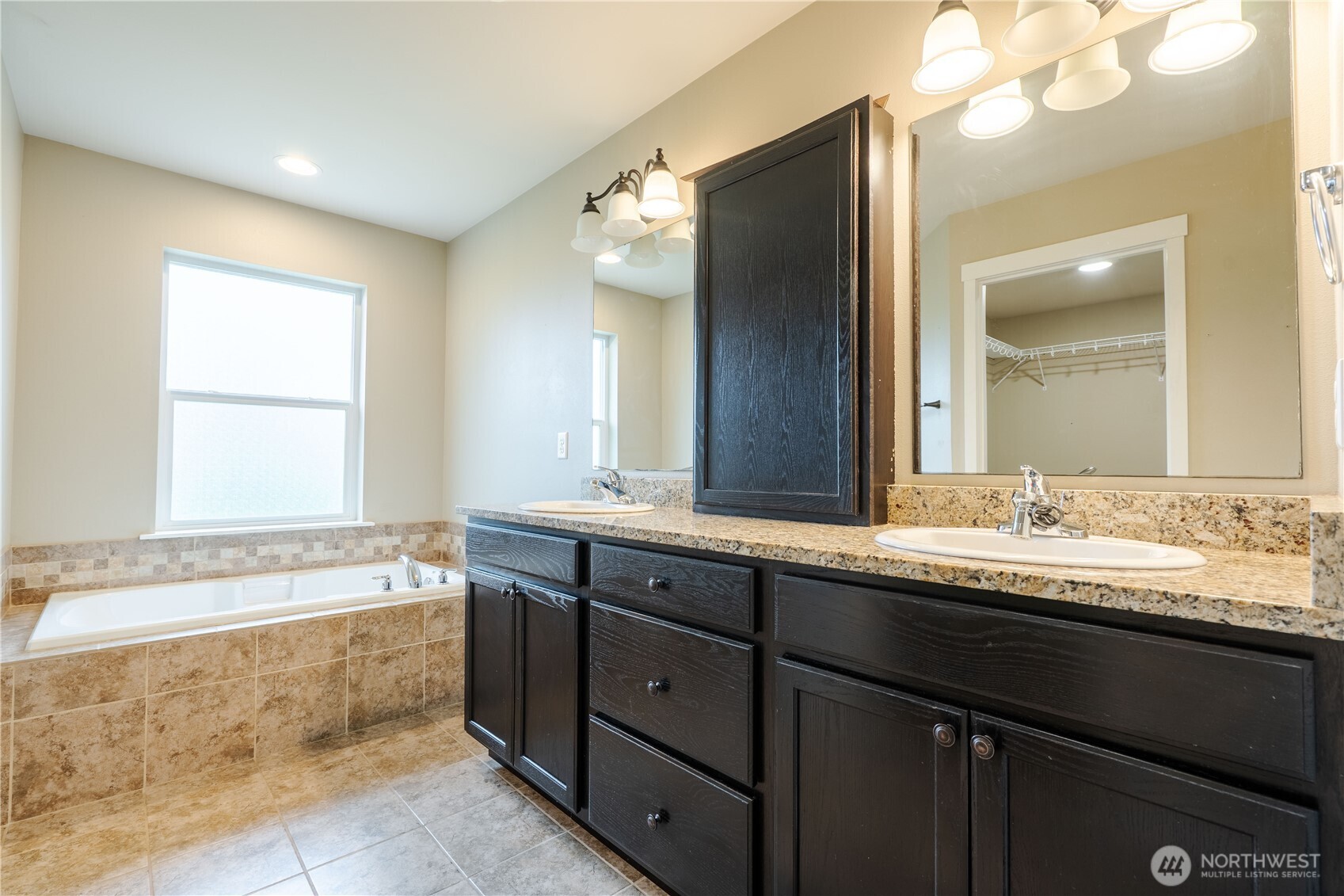 8365 Pheasant Drive , Blaine, WA 98230