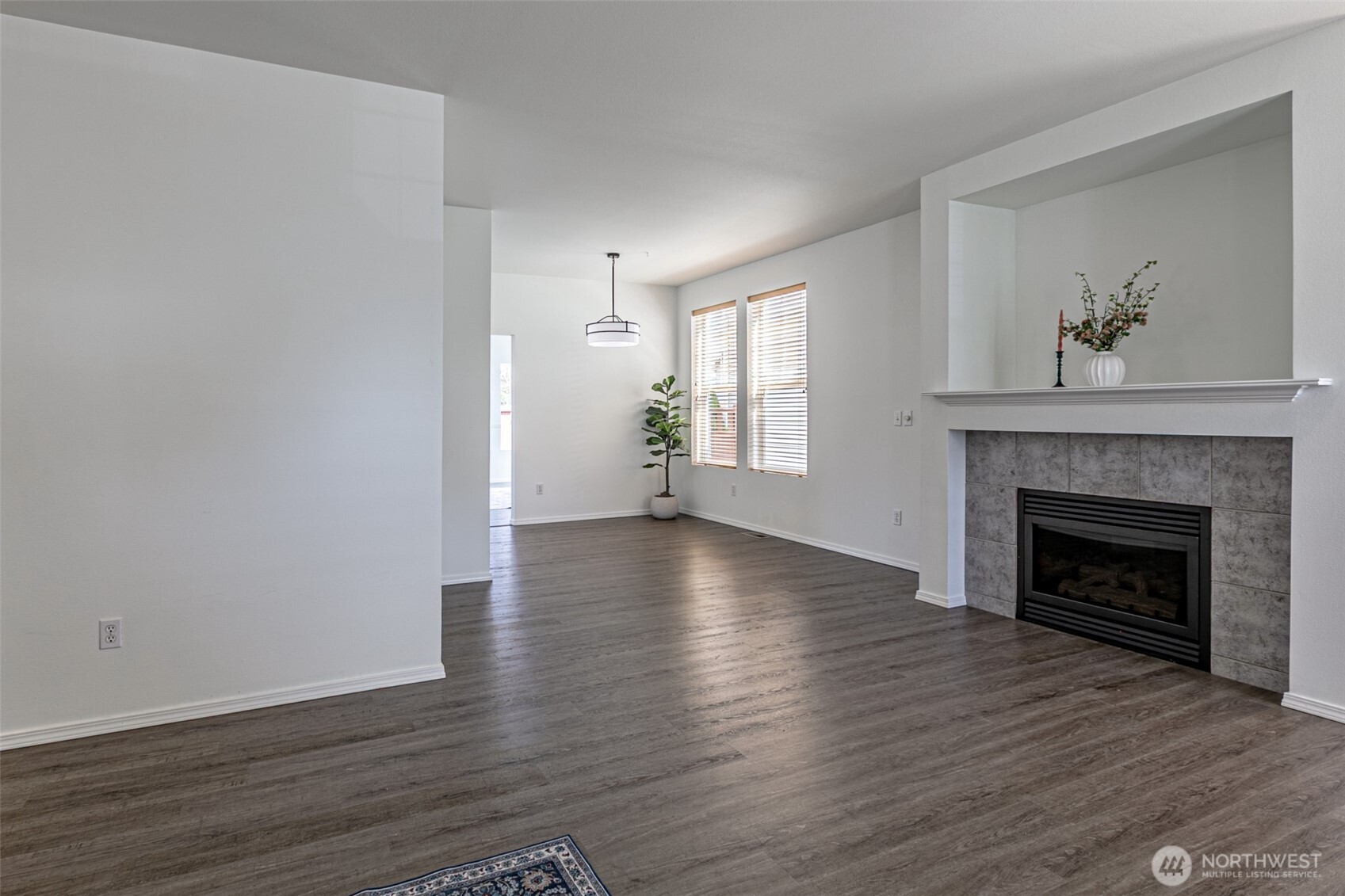 14429 Riverwalk Drive E, Sumner, WA 98390
