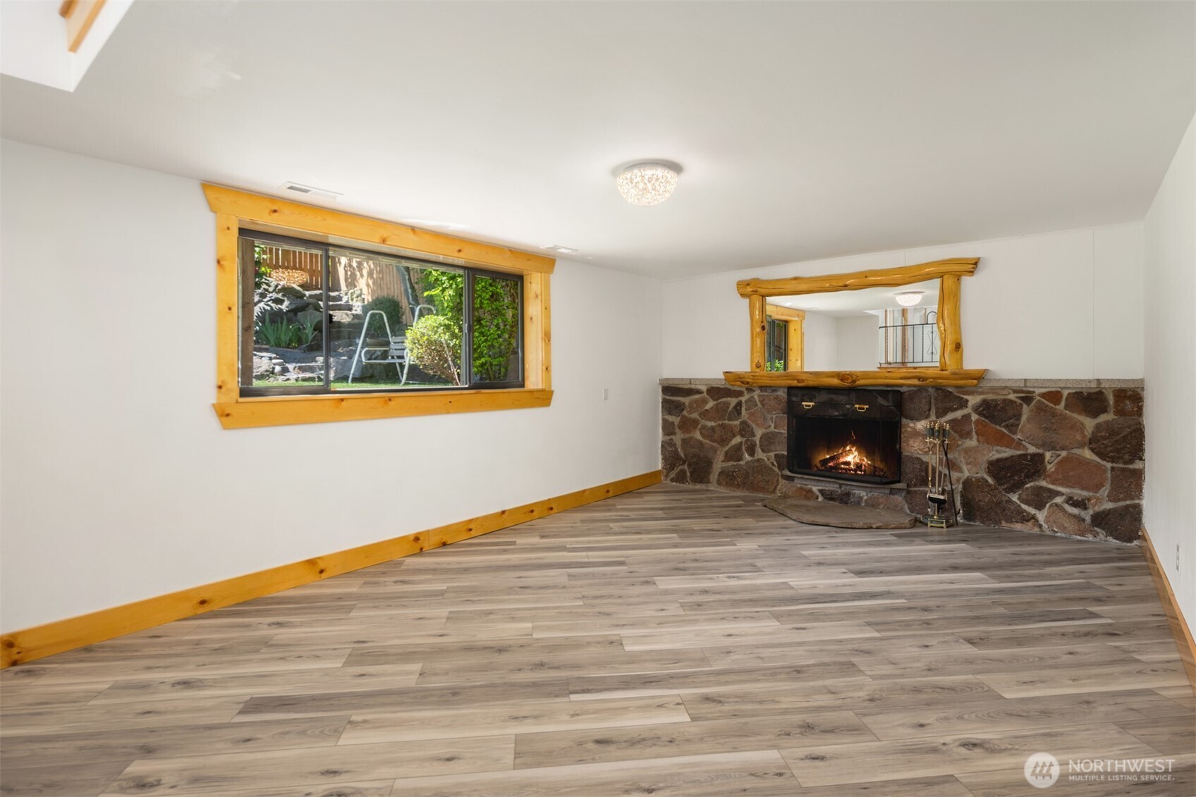 20027 106th Avenue NE, Bothell, WA 98011