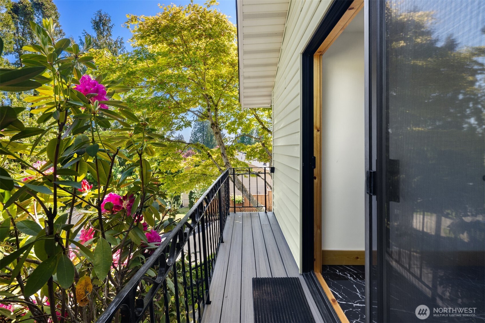 20027 106th Avenue NE, Bothell, WA 98011