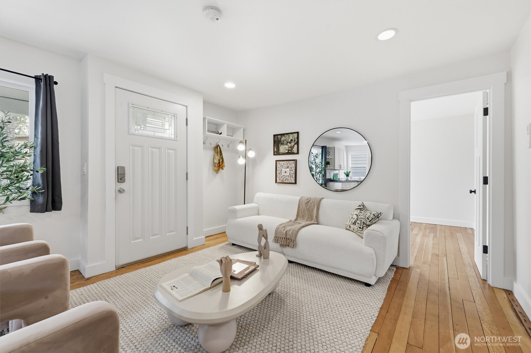 1651 SW 114th Street , Seattle, WA 98146