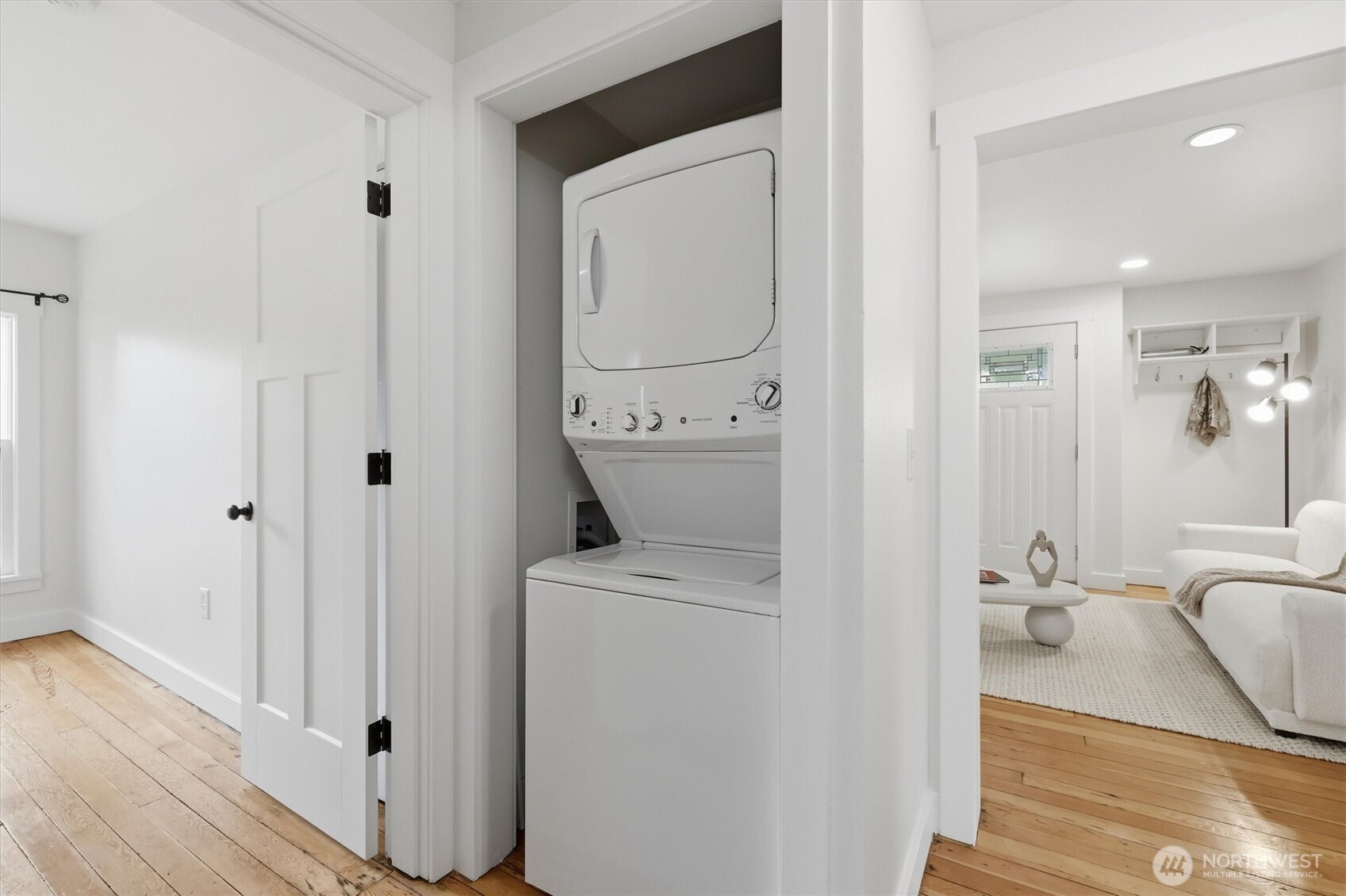 1651 SW 114th Street , Seattle, WA 98146