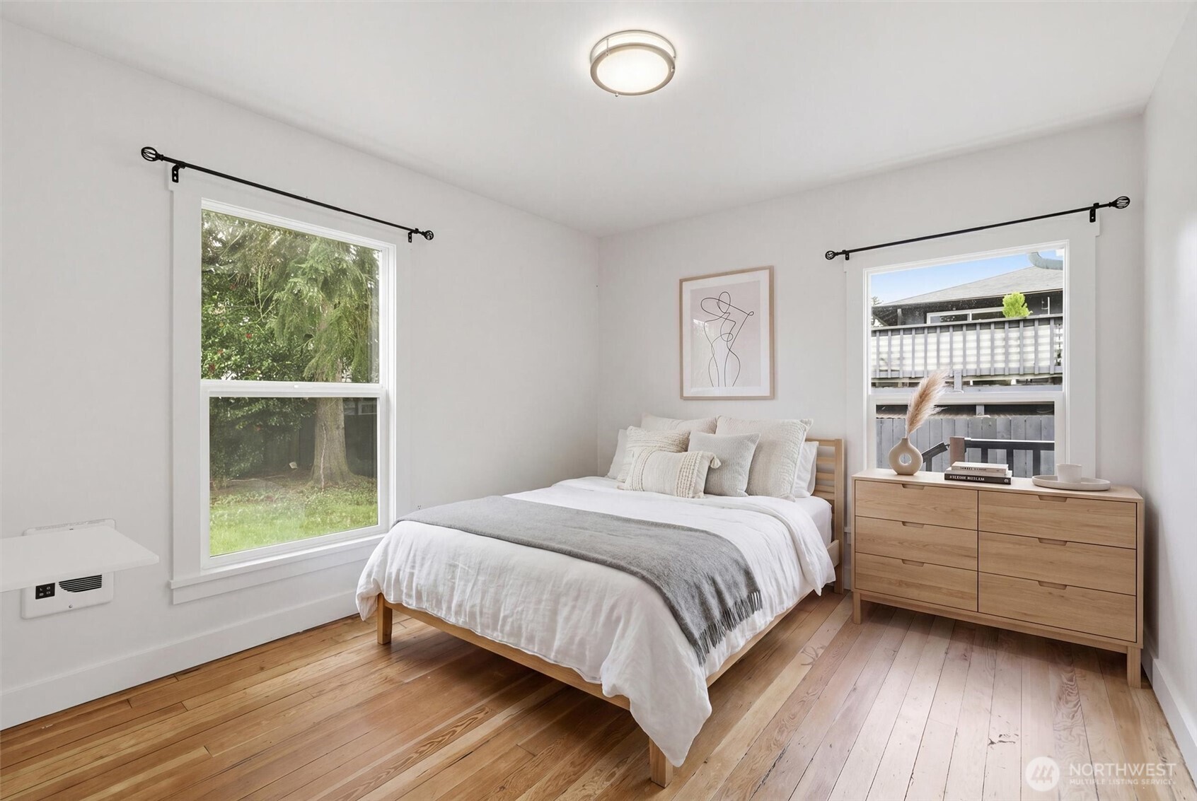 1651 SW 114th Street , Seattle, WA 98146