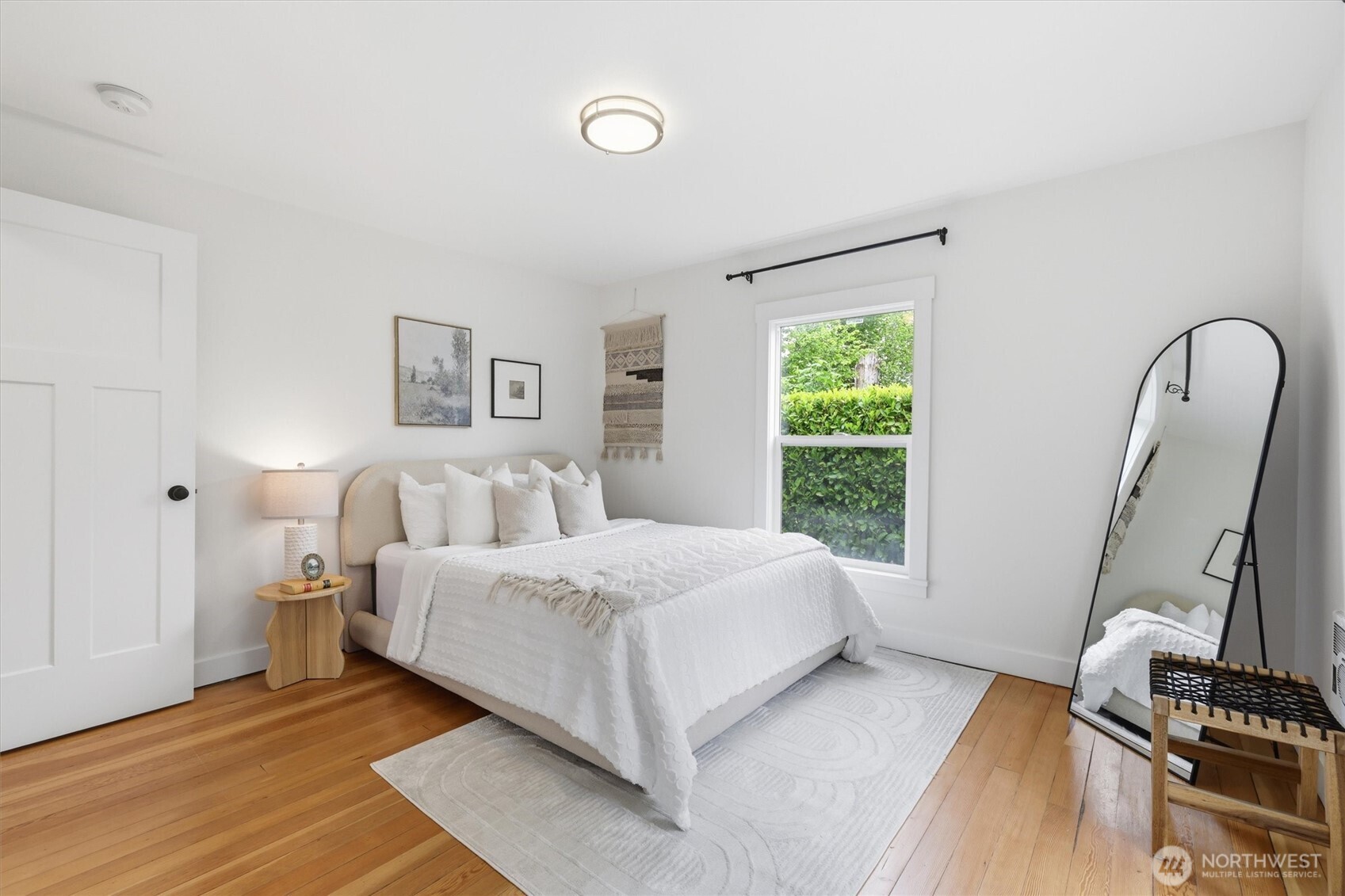 1651 SW 114th Street , Seattle, WA 98146
