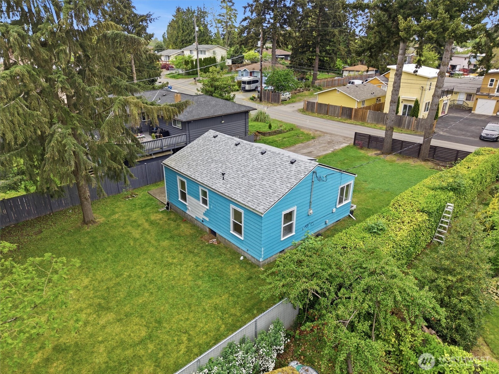 1651 SW 114th Street , Seattle, WA 98146