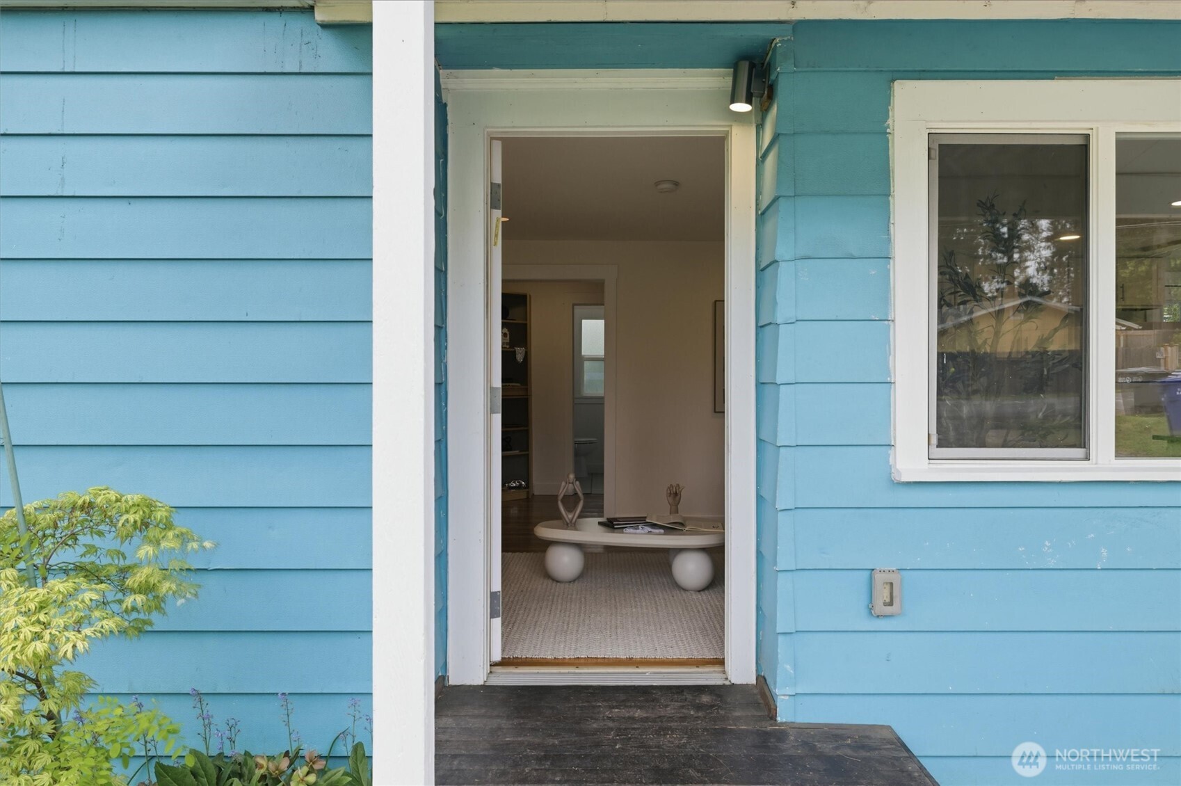 1651 SW 114th Street , Seattle, WA 98146