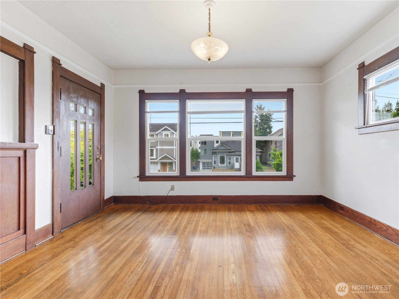 2246 NW 63rd , Seattle, WA 98107