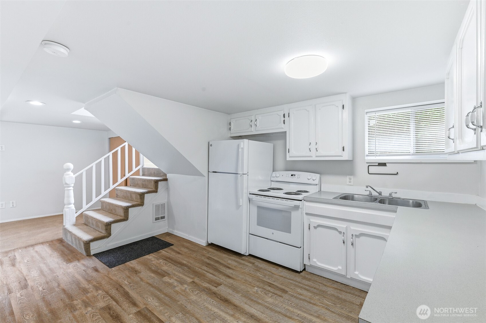 2246 NW 63rd , Seattle, WA 98107