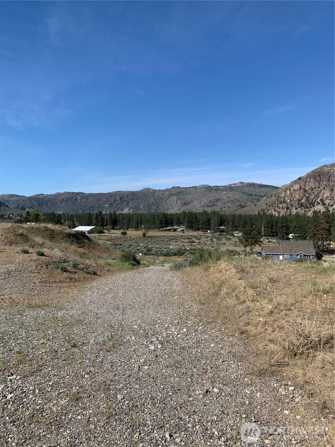114 D Crumbacher Road , Tonasket, WA 98855