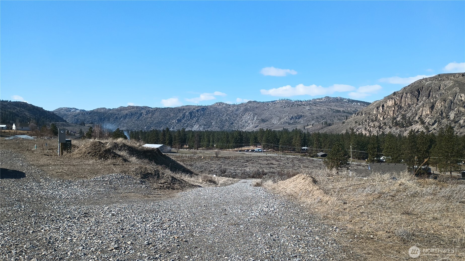 114 D Crumbacher Road , Tonasket, WA 98855
