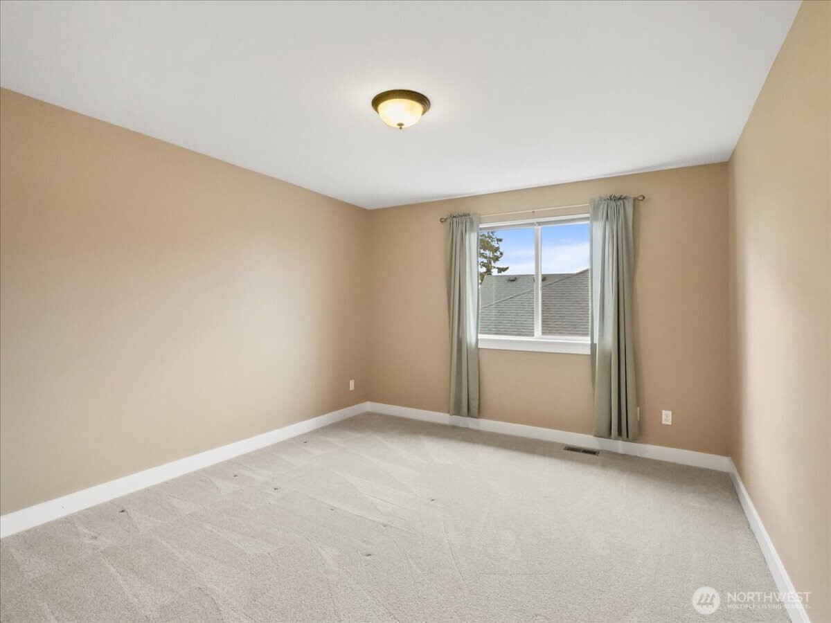 2321 Alder Street , Milton, WA 98354