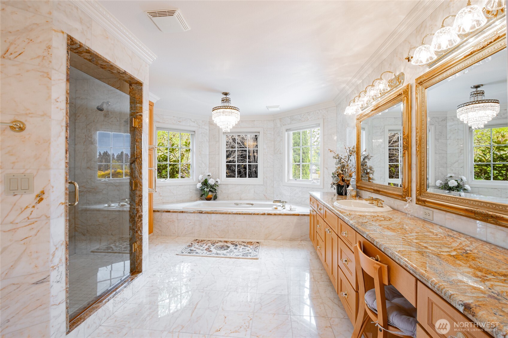 6125 Troon Lane SE, Olympia, WA 98501