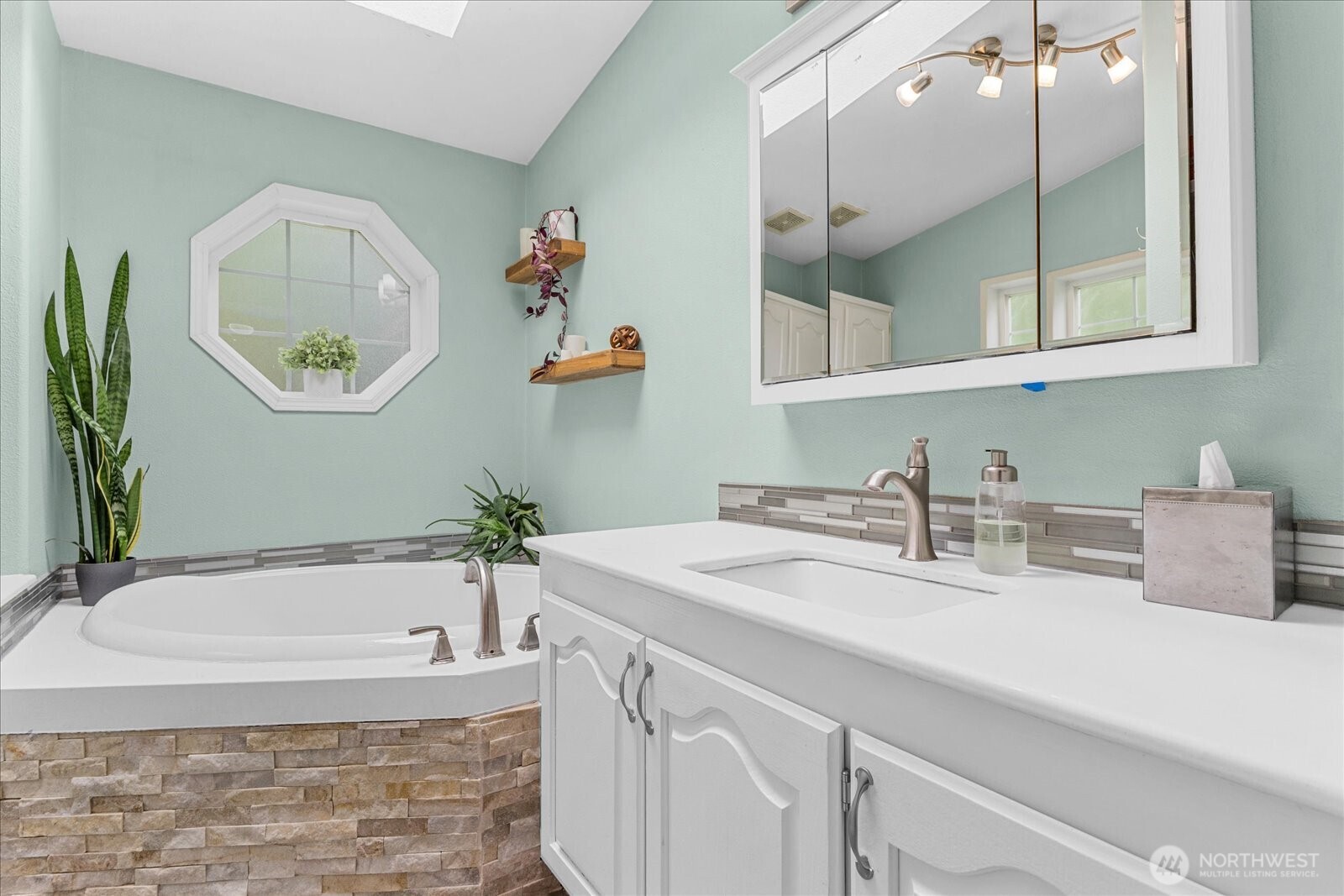 22814 283rd Avenue SE, Maple Valley, WA 98038