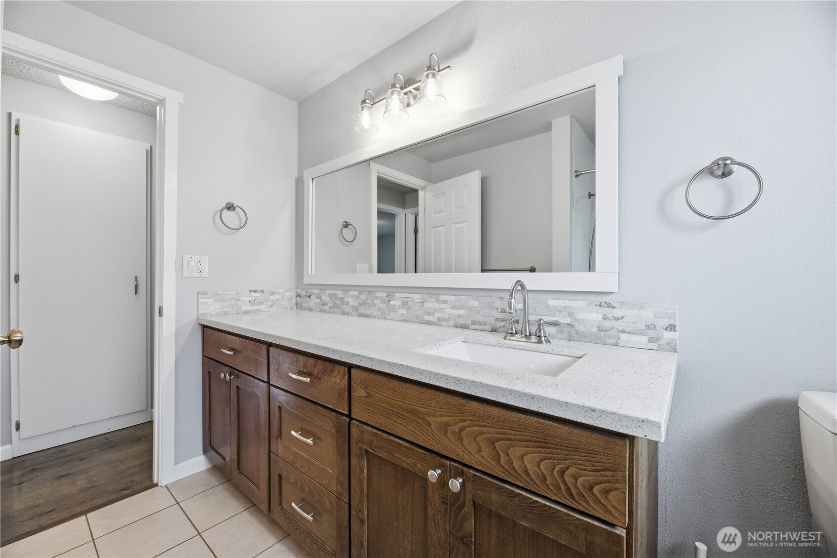 5715 N 46th , Tacoma, WA 98407