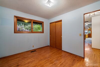 12915 412th St E , Eatonville, WA 98328 - Photo 16
